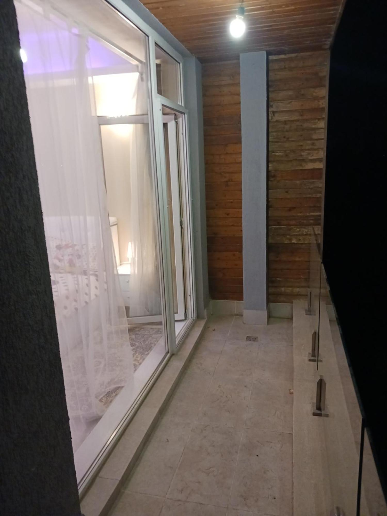 Myky Mouse Nu Primesc Santieristi Si Petrecareti Apartman Bukarest Kültér fotó